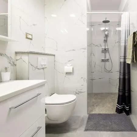 Apartman Delalle